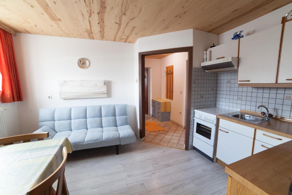 Kuchyňa alebo kuchynka v ubytovaní Haus Bucher