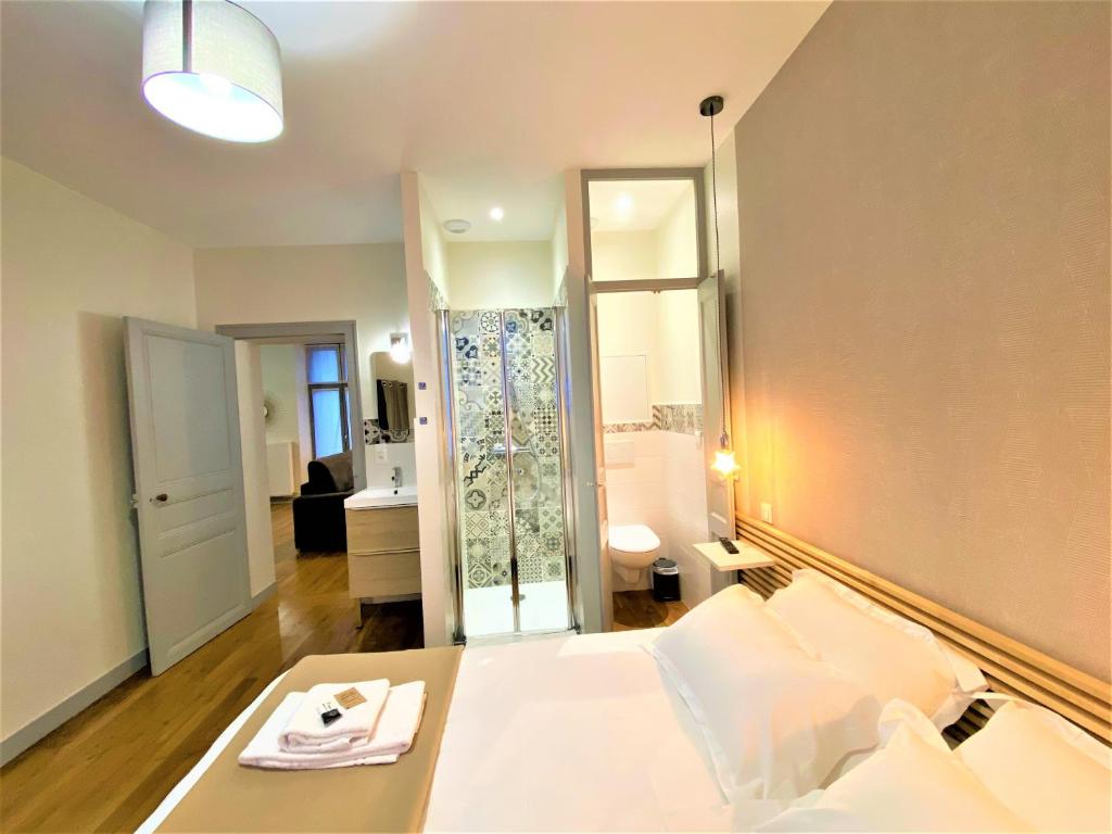 Appartements Rue Sarret XXL - Two-Bedroom Apartment