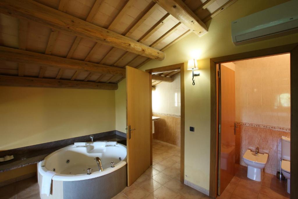 Mas la Casassa - Suite - Jacuzzi Doble Nº 10