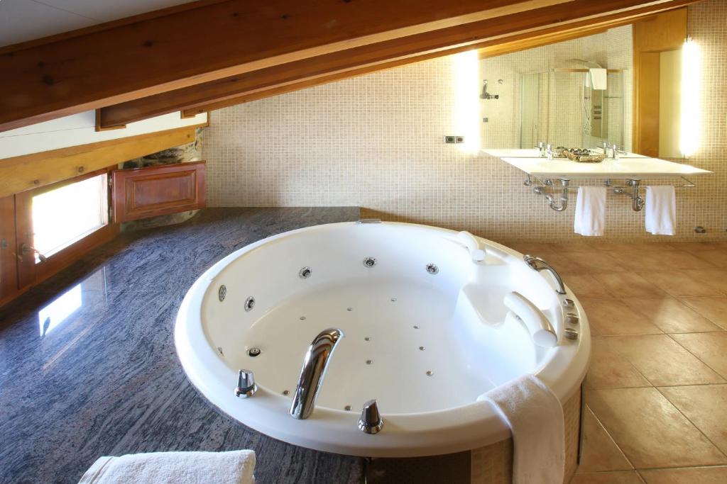 Hotel con jacuzzi girona