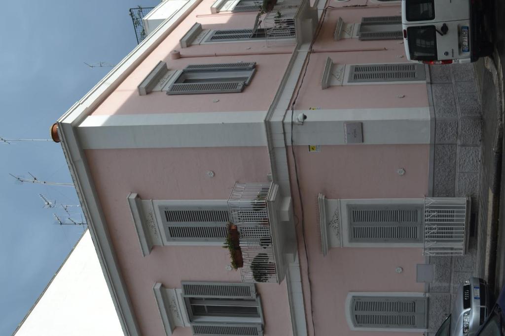 Budova, v ktorej sa apartmán nachádza