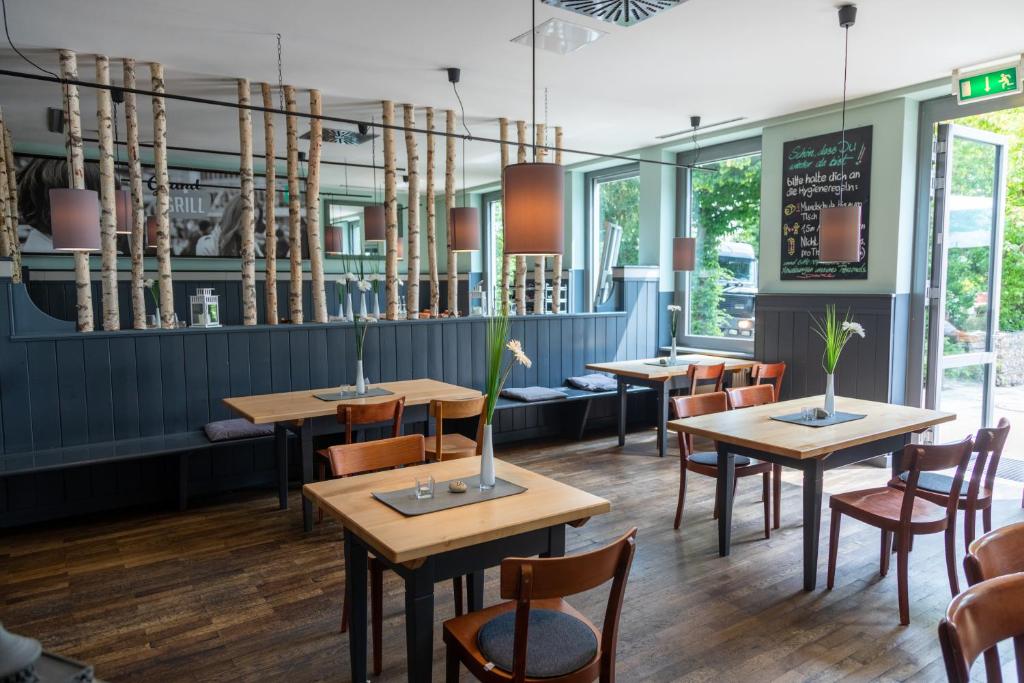 Posezení v ubytování AUSZEIT DAS HOTEL Schweitenkirchen