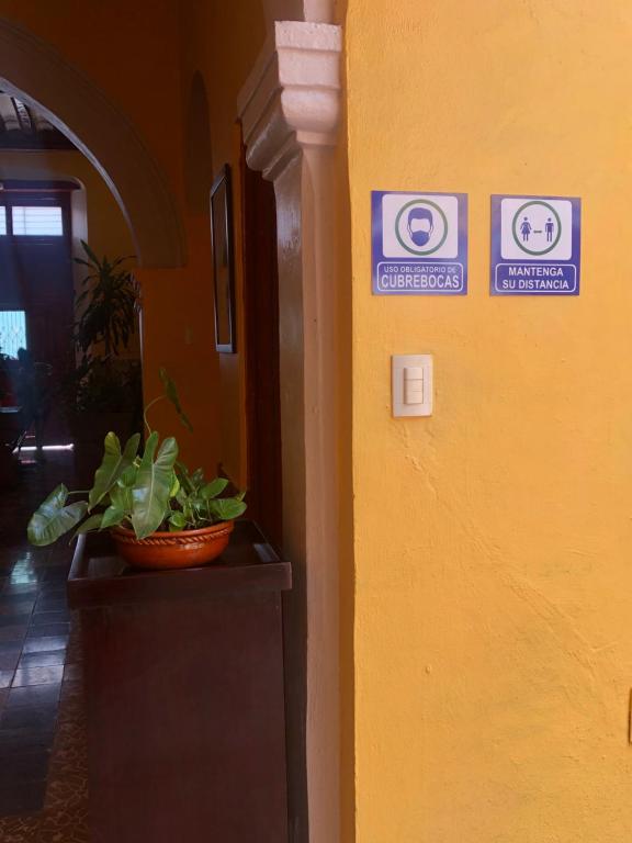 Certifikát, hodnocení, plakát nebo jiný dokument vystavený v ubytování Castelmar Hotel