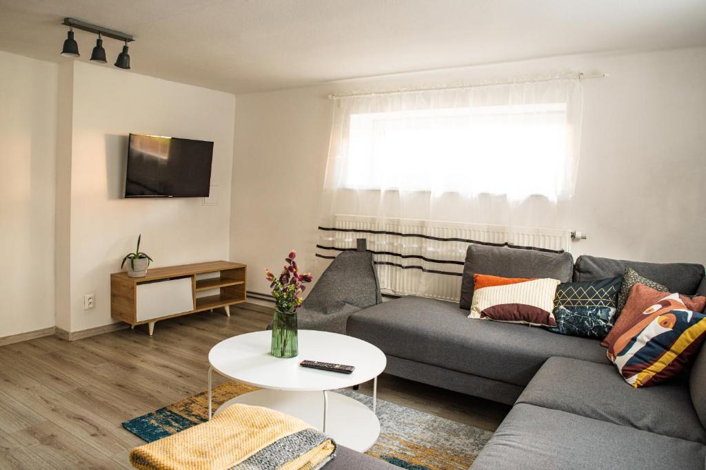 TV a/nebo společenská místnost v ubytování K-house