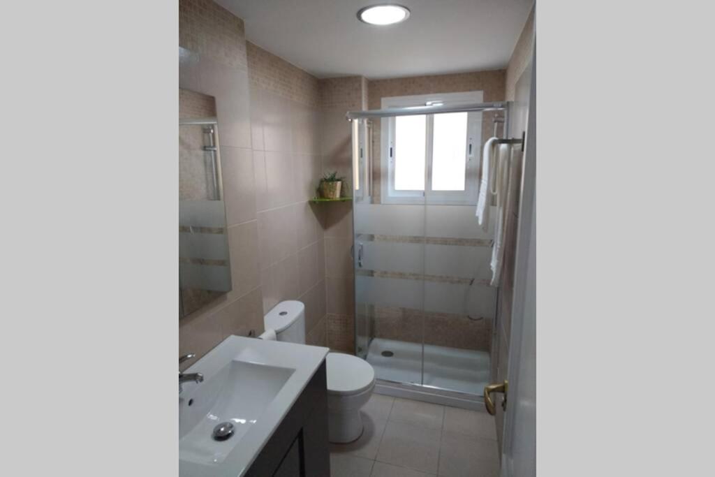 Kúpeľňa v ubytovaní Love Rent4 Málaga Las Delicias