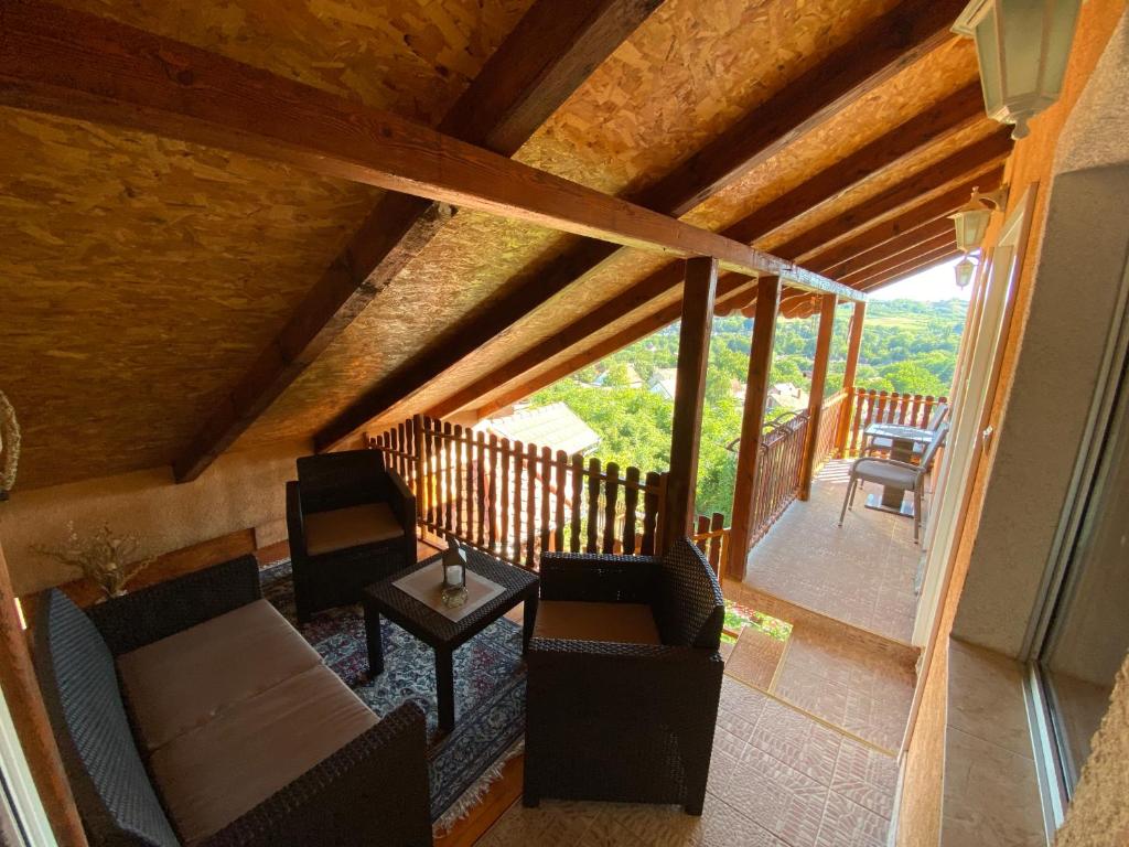 Apartman Simona - Appartement à Deux Chambres