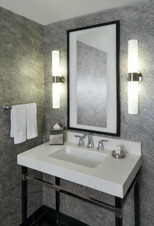 Planet Hollywood Resort & Casino - Ultra Boulevard Suite, 1 King, Non-Smoking