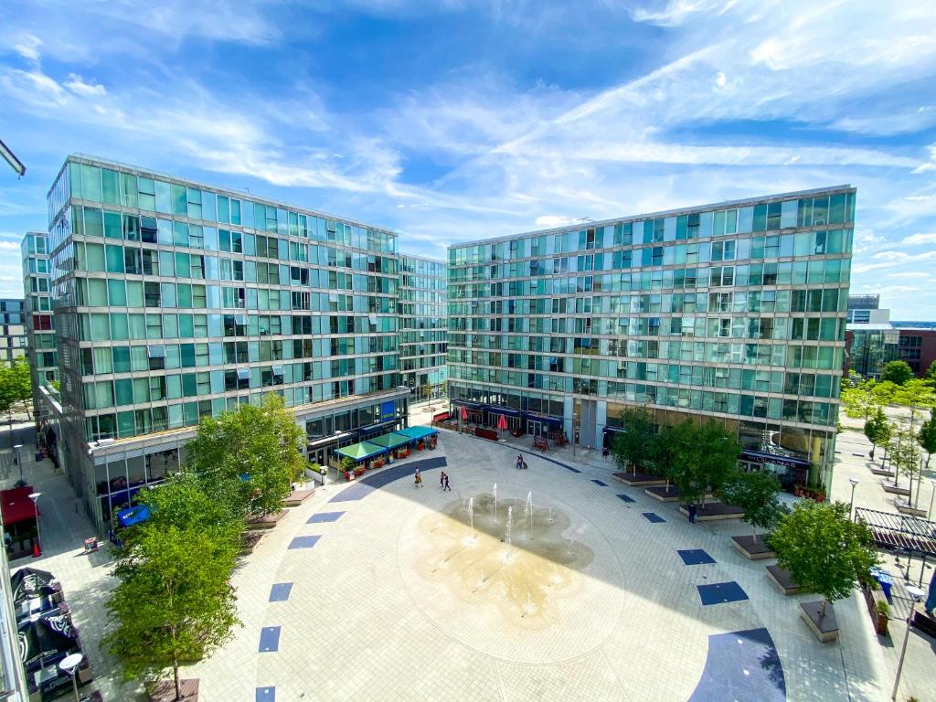 City Centre Apartment - Free Parking, Fast Wifi, Smart TV with Netflix and Xbox by Yoko Property - Appartement D'une Chambre