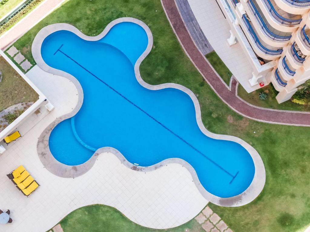  Lindo flat com 2 quartos vista total mar