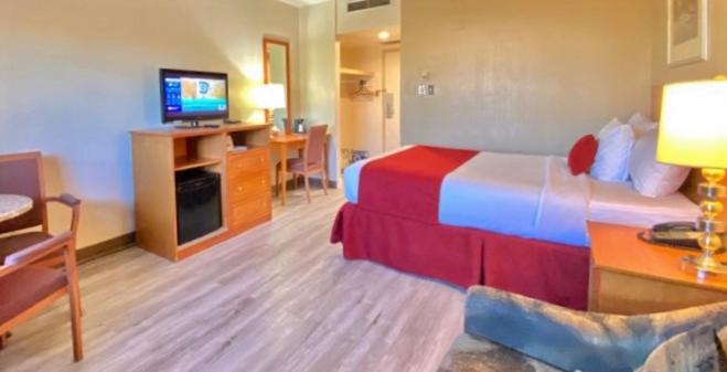 Travelodge by Wyndham Edmonton East - Resim 11