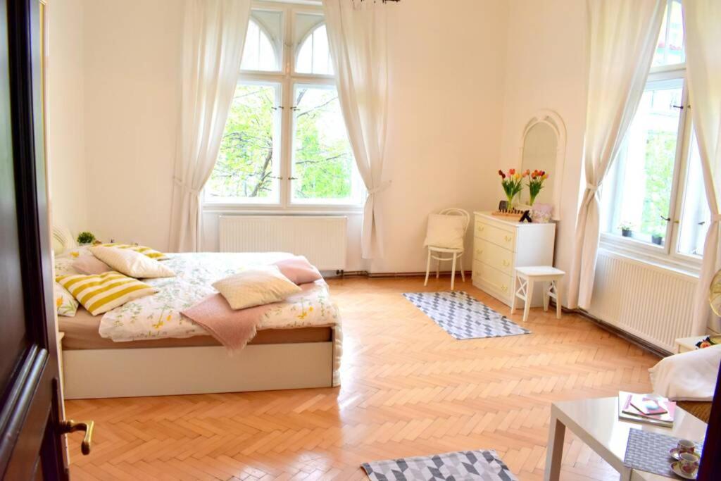 Postel nebo postele na pokoji v ubytování BEDROOM residence with SAUNA