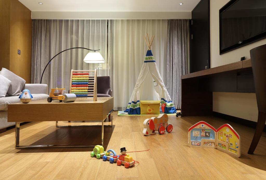 Langham Place, Ningbo Culture Plaza - отзывы и видео