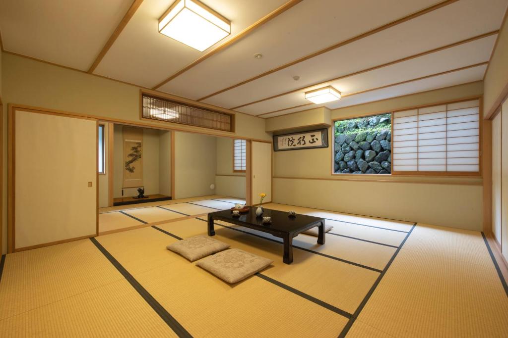 宿坊 武井坊 Temple Hotel Takeibo thumbnail 4