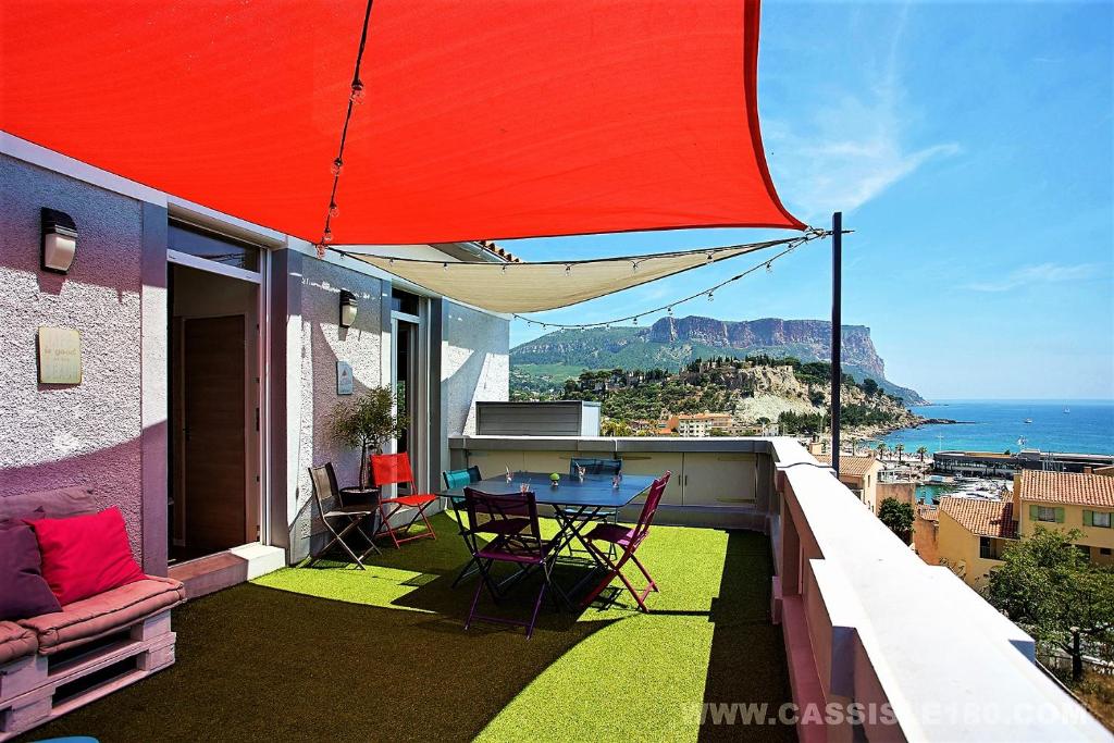 Cassis Le 180°