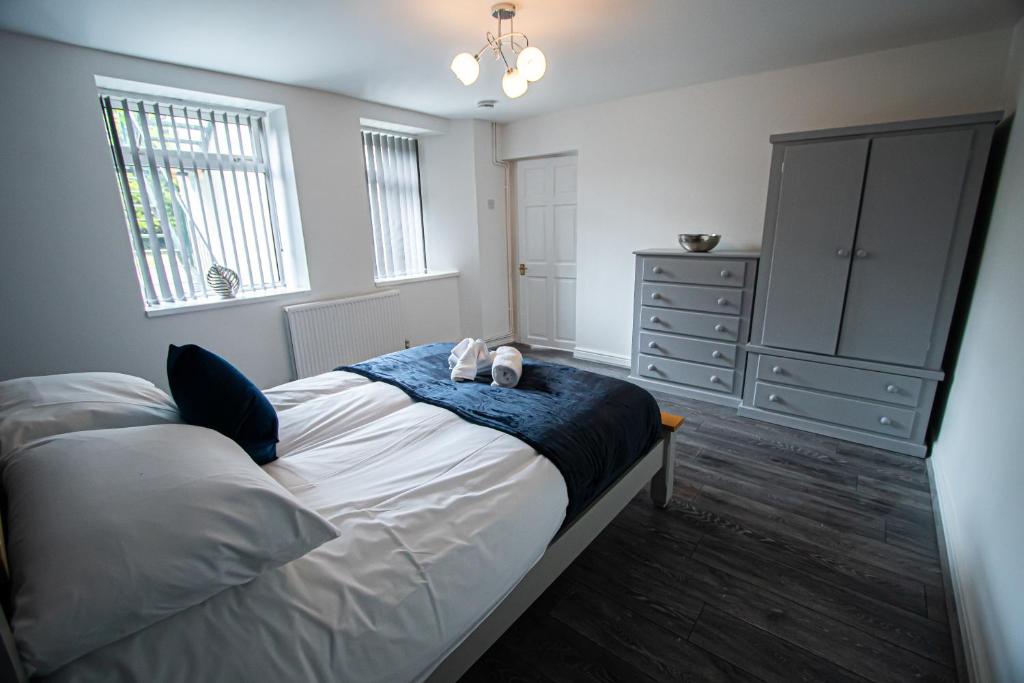 Clarence Retreat - Two-Bedroom Apartment