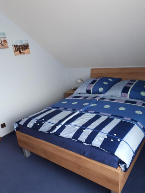 Postel nebo postele na pokoji v ubytování Ferienwohnung Steffi