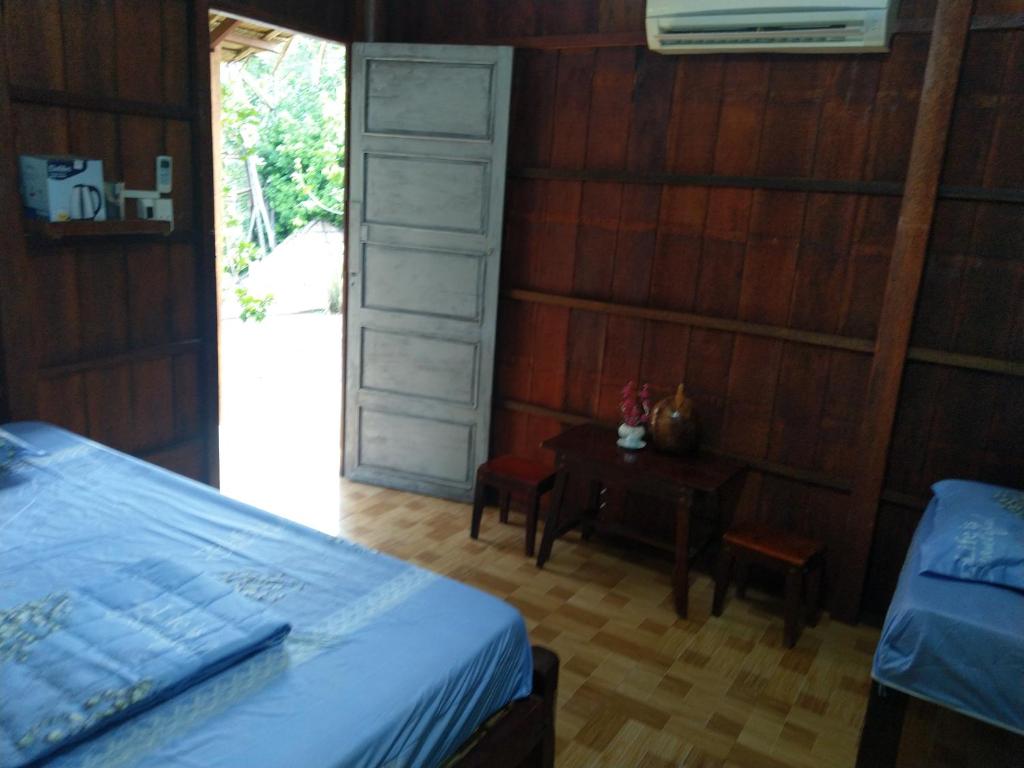 Nam Binh Homestay - Standard Triple Room