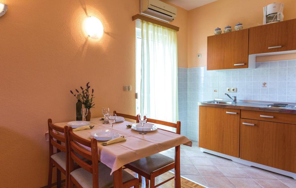 Apartment Begić Makarska - Apartamento Con Vista Al Mar
