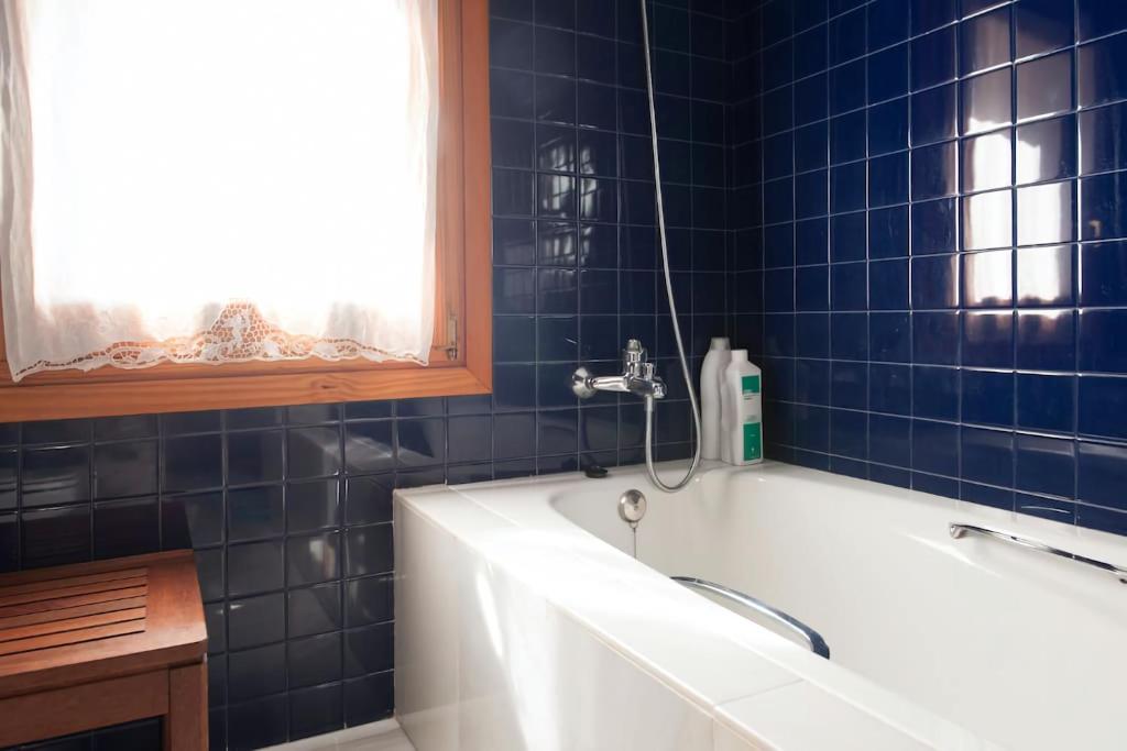 Kúpeľňa v ubytovaní Casa Otxandi