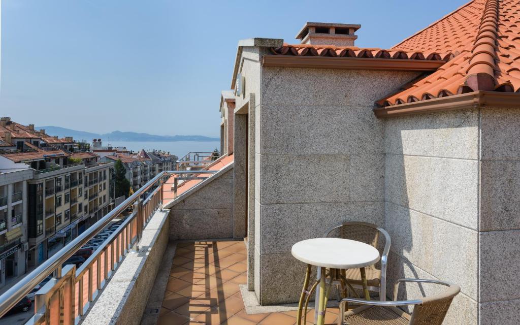 A balcony or terrace at Apartamentos Trisquel