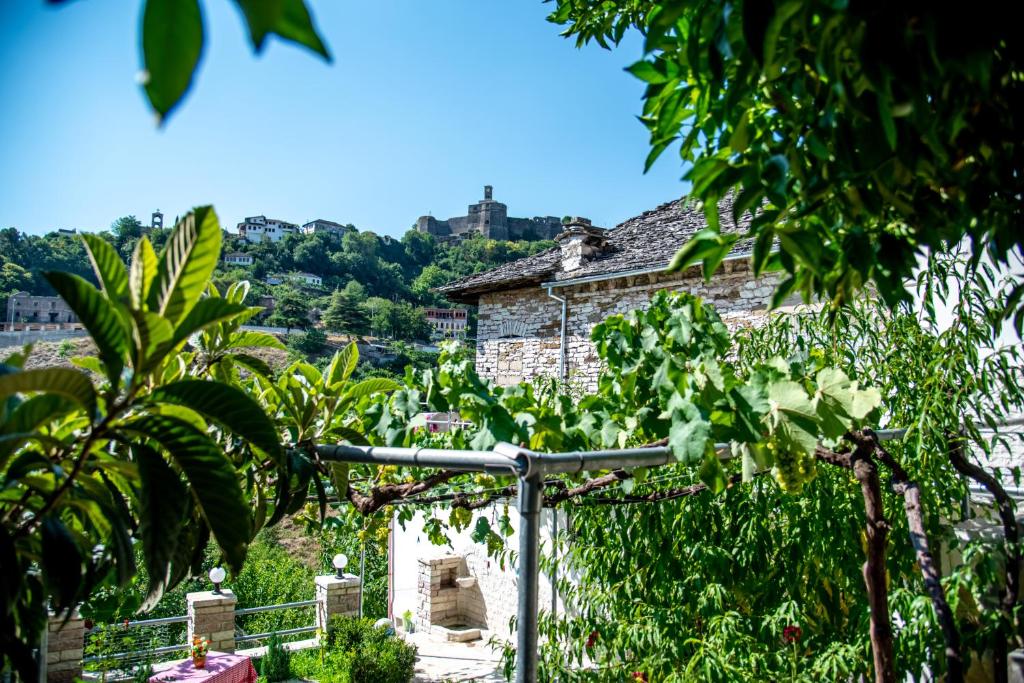 Guest House Garden - Imazhi 5