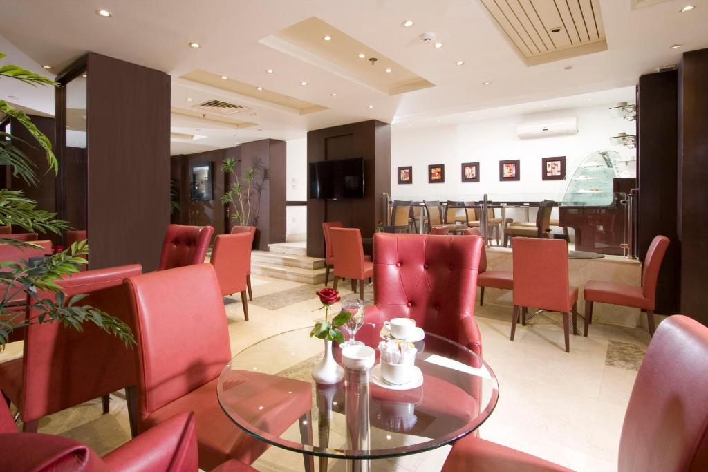 Posezení v ubytování Golden Park Hotel Cairo, Heliopolis