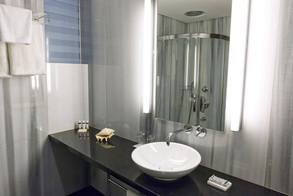 Sunrise Pearl Hotel & Spa - Duplex Suite With Outdoor Jacuzzi
