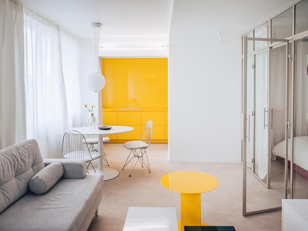Jupiter Silesian Place Apartments - Deluxe Apartment