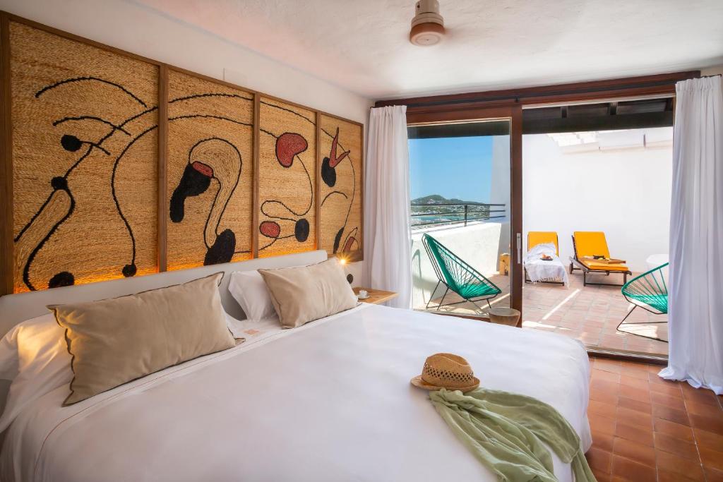 Hotel La Torre del Canonigo - Small Luxury Hotels, Ibiza Town ...