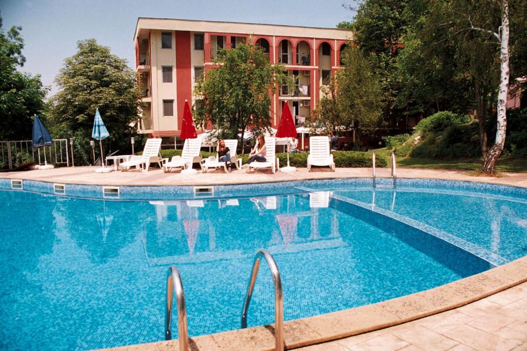 Πισίνα στο ή κοντά στο Rilena Hotel