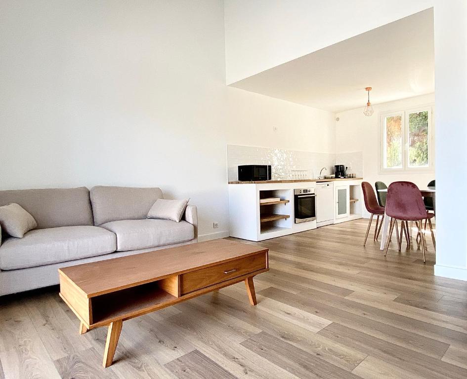 Kuchyň nebo kuchyňský kout v ubytování Propriété Malva appartement agava