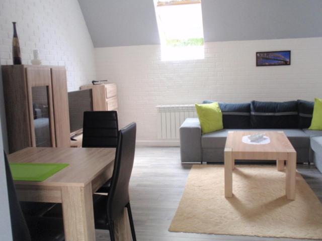 Posedenie v ubytovaní Apartament Unii Europejskiej