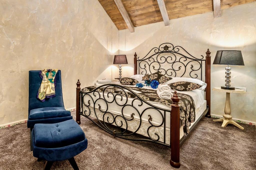 Historic Plaza Varos Split - Resim 45