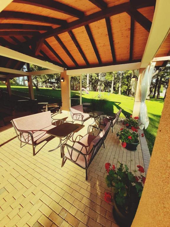 Giardino di Guest House Colovic
