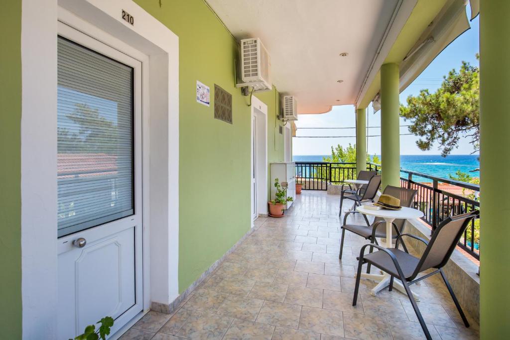 Balkón nebo terasa v ubytování Green Velvet Thassos