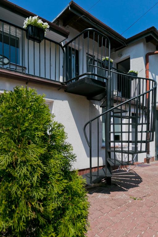 Przyjaciół 13 - 11