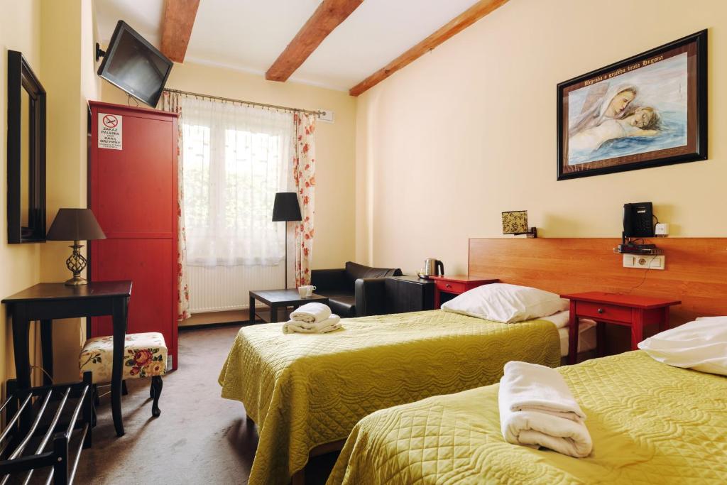 Hotel Legenda - Double Room With Extra Bed
