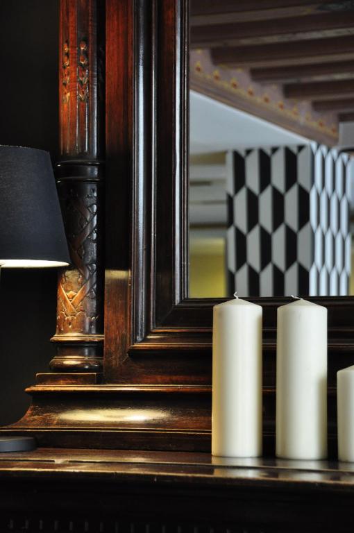 Hôtel Noir - Resim 30