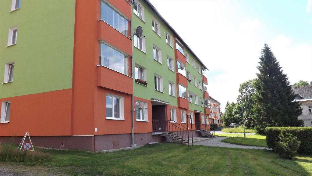 Budova, kde se apartmán nachází