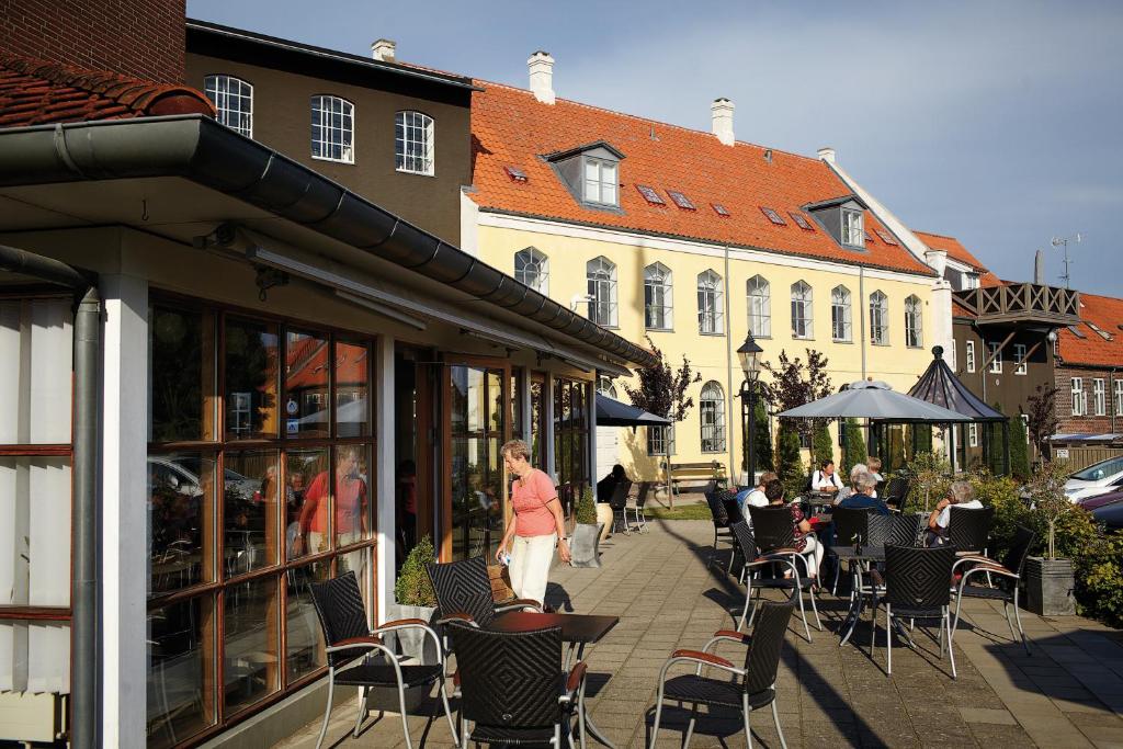 Gestir sem dvelja á Støberiet