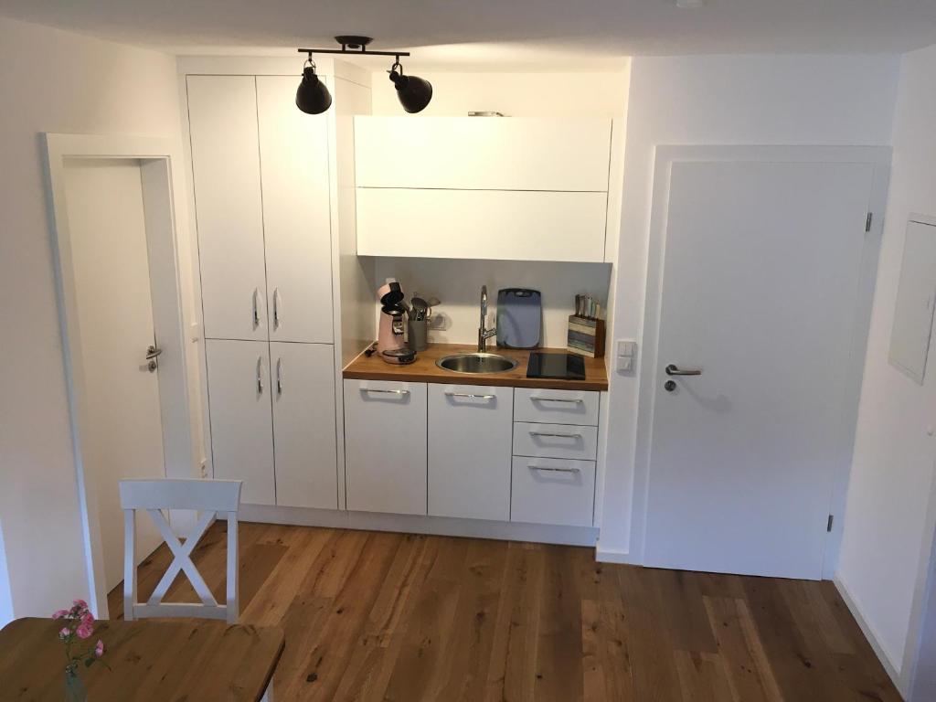 Eldhús eða eldhúskrókur á Gasthof Fischerstüberl