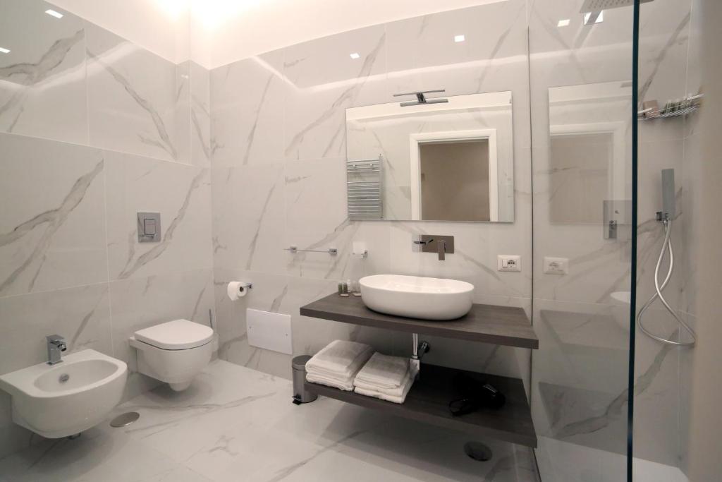 Łazienka w obiekcie B&B Villa Sant'Elmo con parcheggio interno