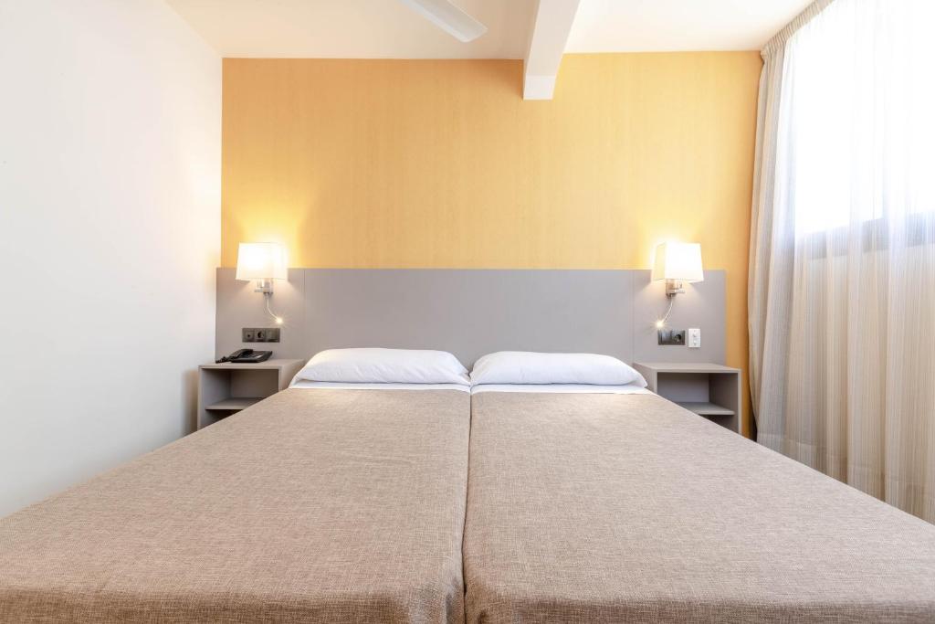 Hoteles baratos de Málaga - Hotel Zeus