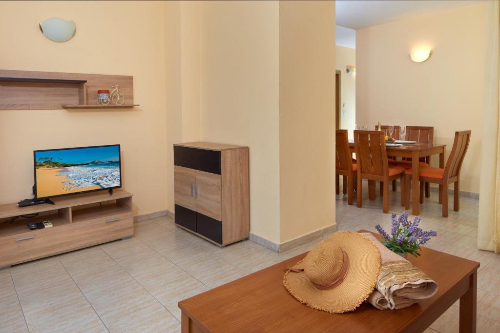 Pollo Resort - Apartamento De Dois Quartos