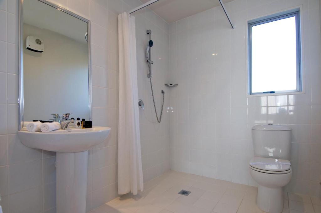 FYFFE on Riccarton - Resim 18