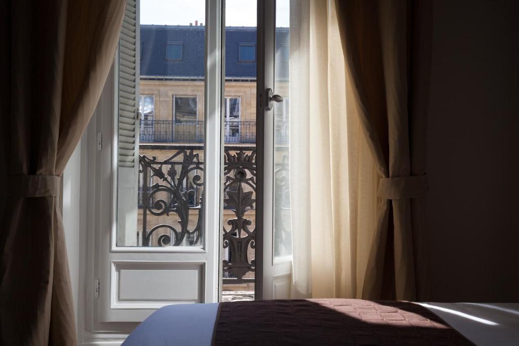 Excelsior Opera - Resim 20