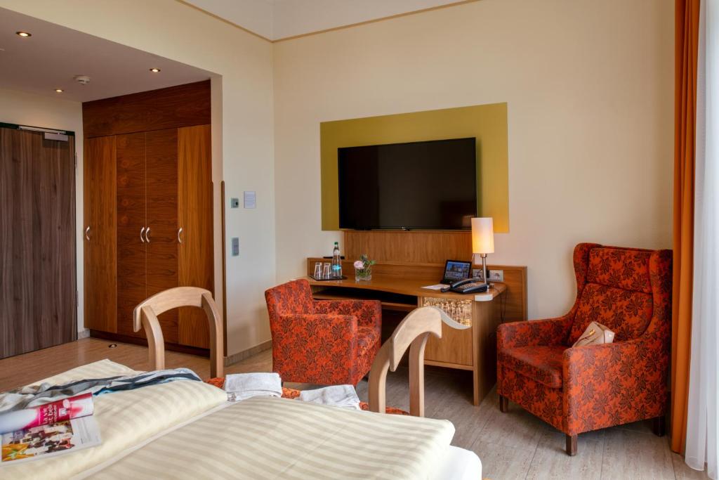 Recknitztal-Hotel Marlow - Double Or Twin Room With Terrace