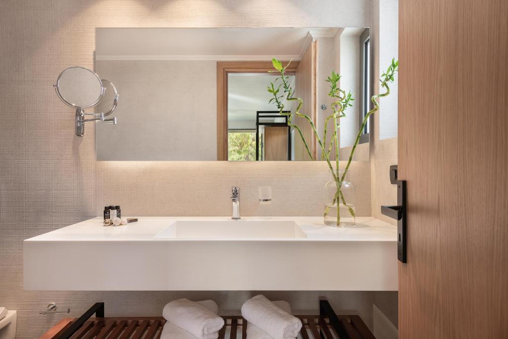 Koupelna v ubytování Mossa Well Being Hotel