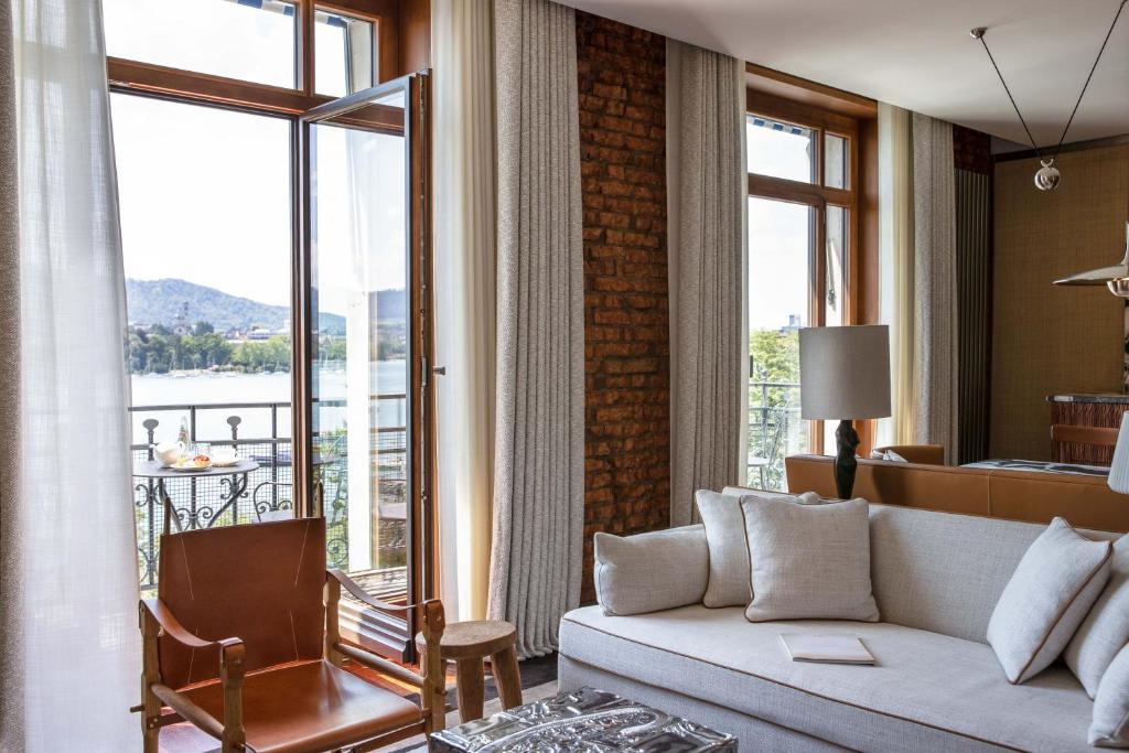 Posezení v ubytování La Réserve Eden au Lac Zurich
