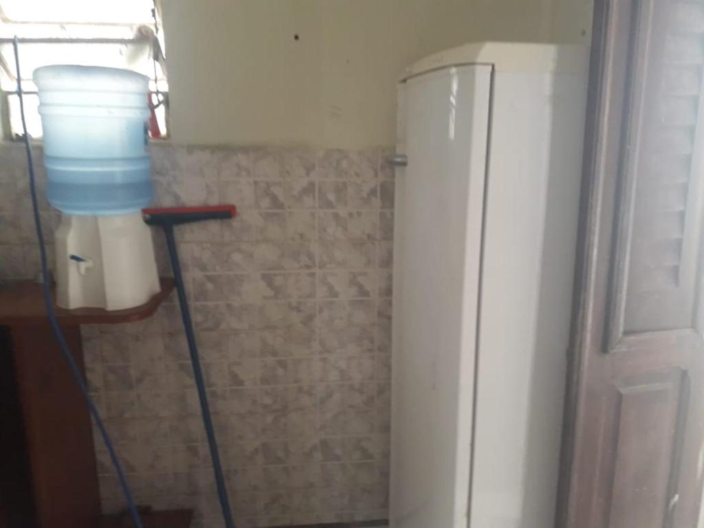  Casa inteira com ótima localização em Tamandaré